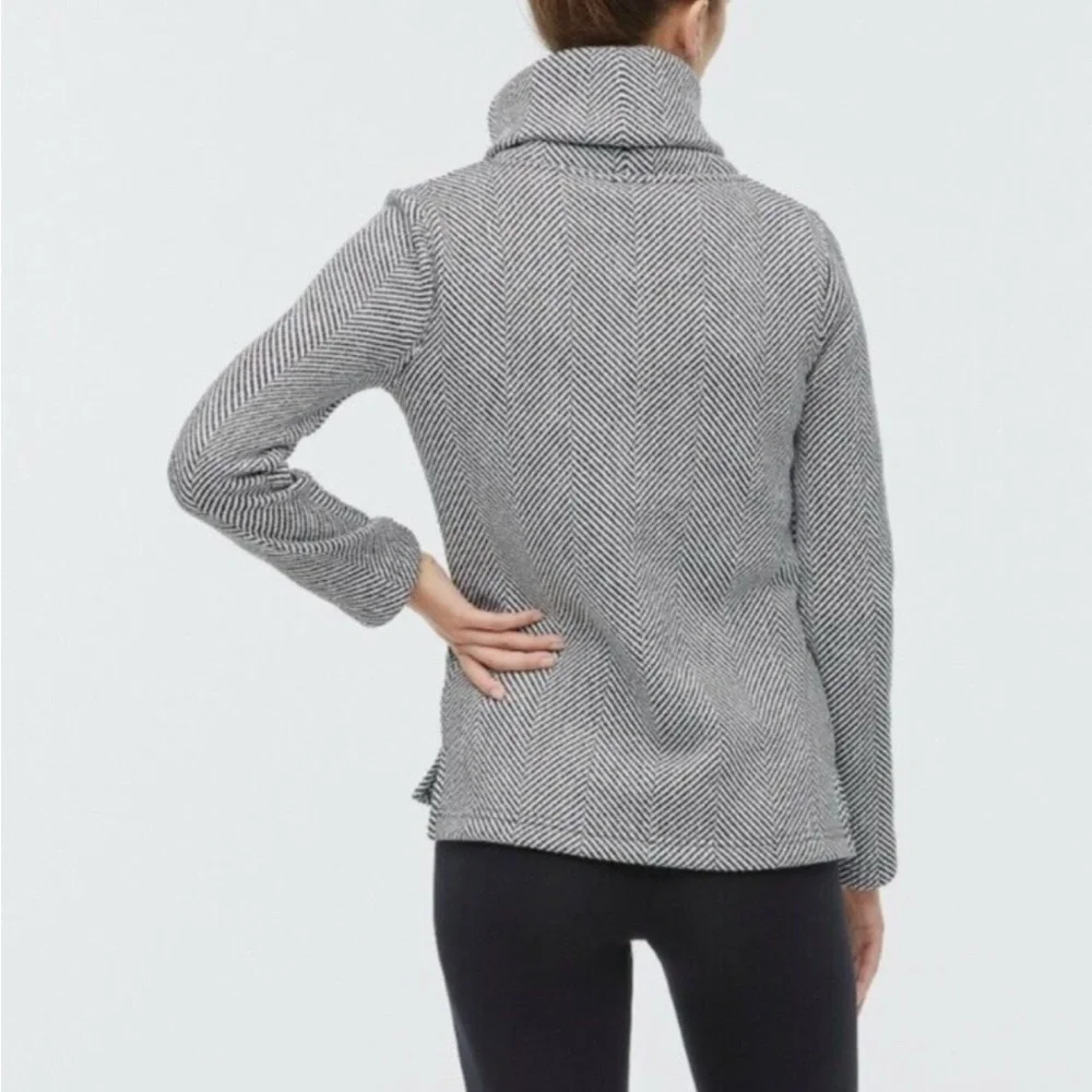 J. Crew Long Sleeve Funnelneck Pullover Fleece Lined Sweater-Herringbone-Size S‎